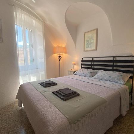 הוילה דולצ'אקווה La Casa Degli Alberi מראה חיצוני תמונה