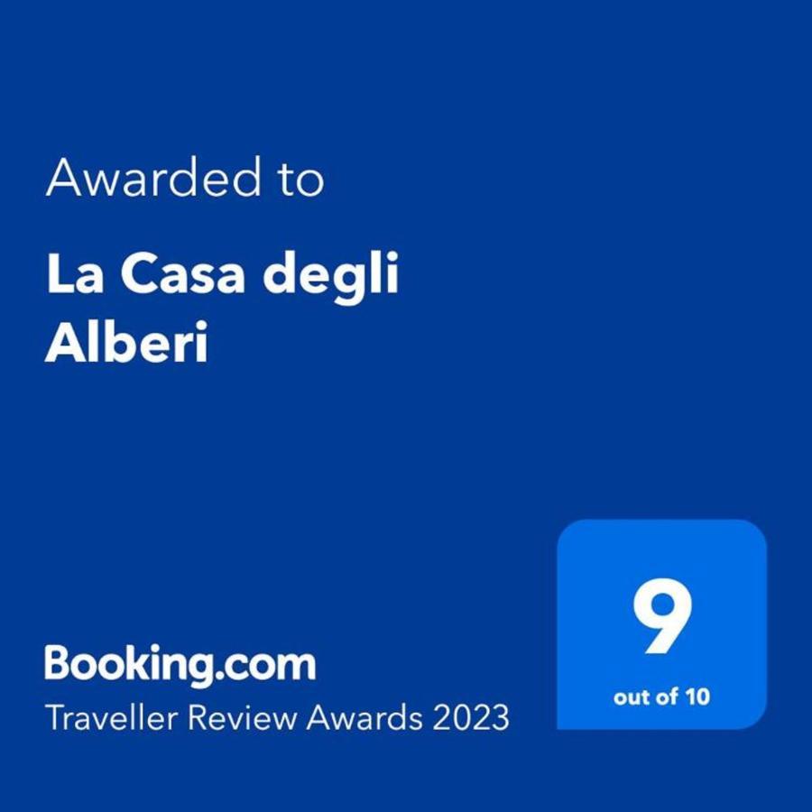 הוילה דולצ'אקווה La Casa Degli Alberi מראה חיצוני תמונה