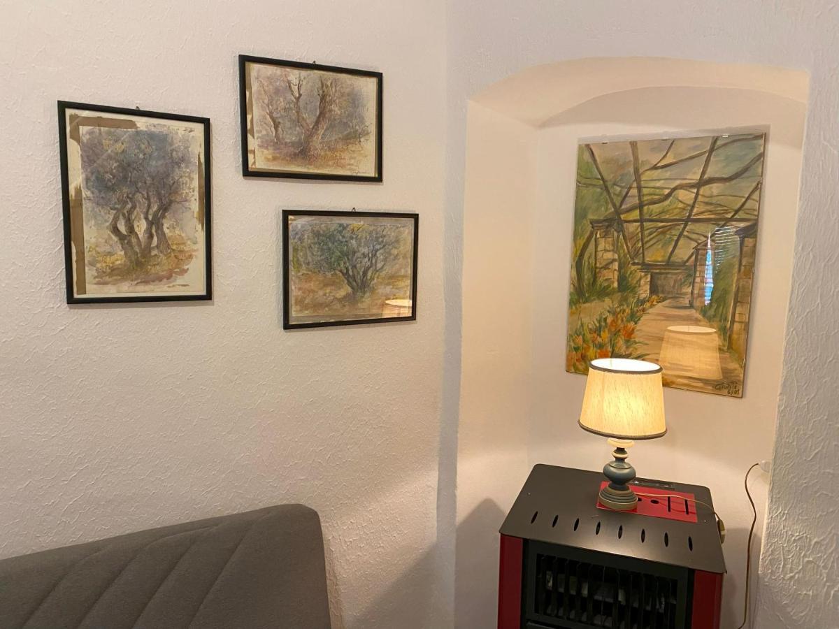הוילה דולצ'אקווה La Casa Degli Alberi מראה חיצוני תמונה